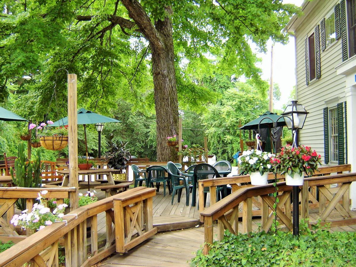 Rider'S Inn Painesville 外观 照片